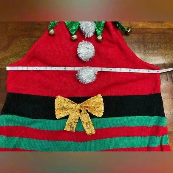 Christmas Jumper and Santa Hat - Picture 6 of 10